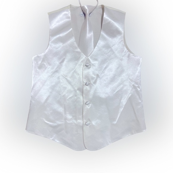 Boys White Silky Solid Vest and Matching Tie Set Calla Collections Brats Boys 14 - Picture 1 of 4